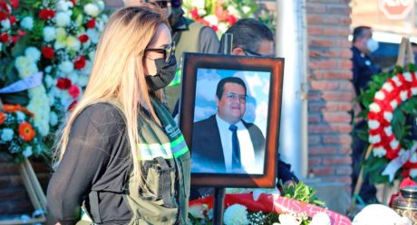 Tecate rinde honras fúnebres a Óscar Camacho, director de PC y Bomberos