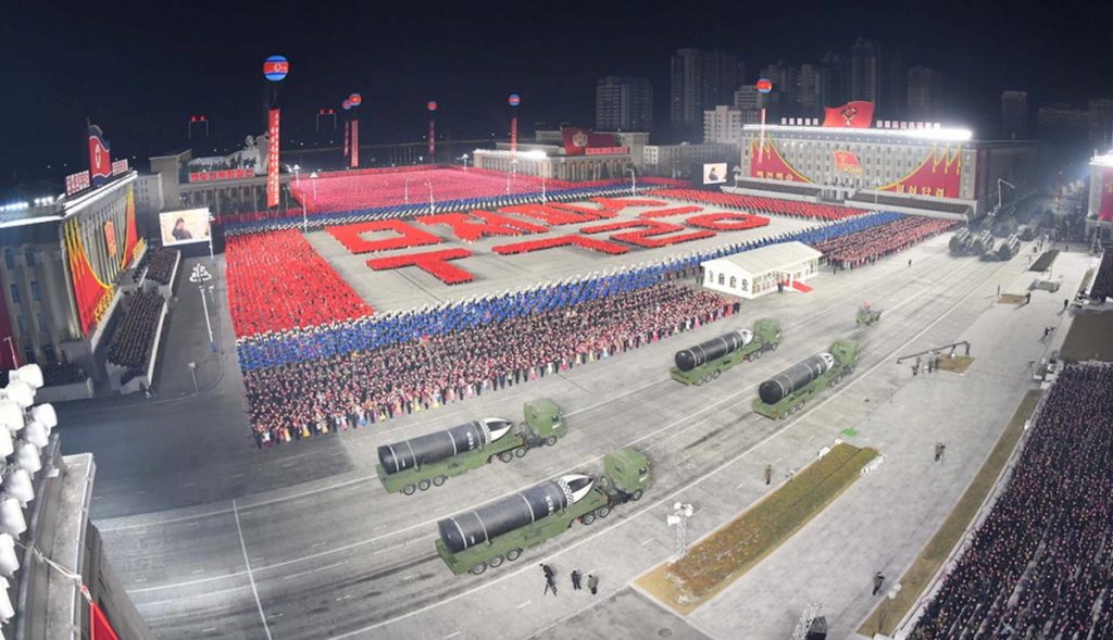 VIDEO-Corea-del-Norte-presenta-el-arma-más-poderosa-del-mundo
