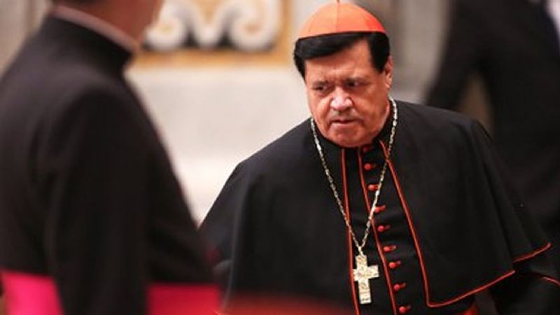 dan-de-alta-al-cardenal-norberto-rivera