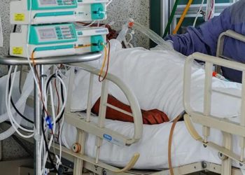 Intuban-a-paciente-con-nueva-cepa-de-coronavirus-en-México