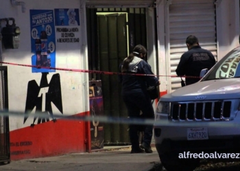 Lo-asesinan-de-un-tiro-en-la-cabeza-dentro-de-abarrotes