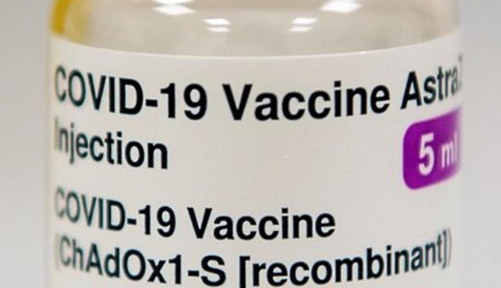 No-deben-aplicar-vacuna-de-AstraZeneca-a-mayores-de-65-años