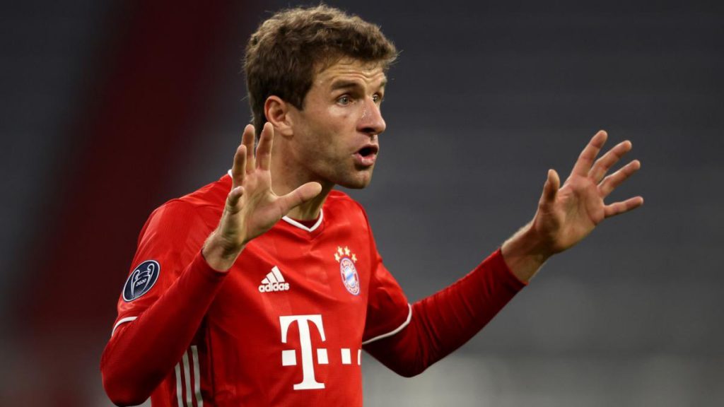 thomas-muller-da-positivo-a-covid