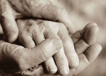 TRáGICA MUERTE DE ABUELITOS AL TRATAR DE PROTEGERSE DEL FRíO