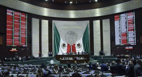 Aprueba Comisión de Energía iniciativa eléctrica de AMLO