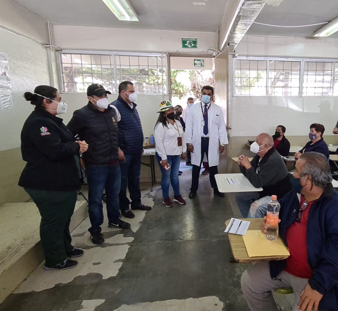 HASTA EL 30% DE ADULTOS MAYORES NO SE QUIEREN VACUNAR