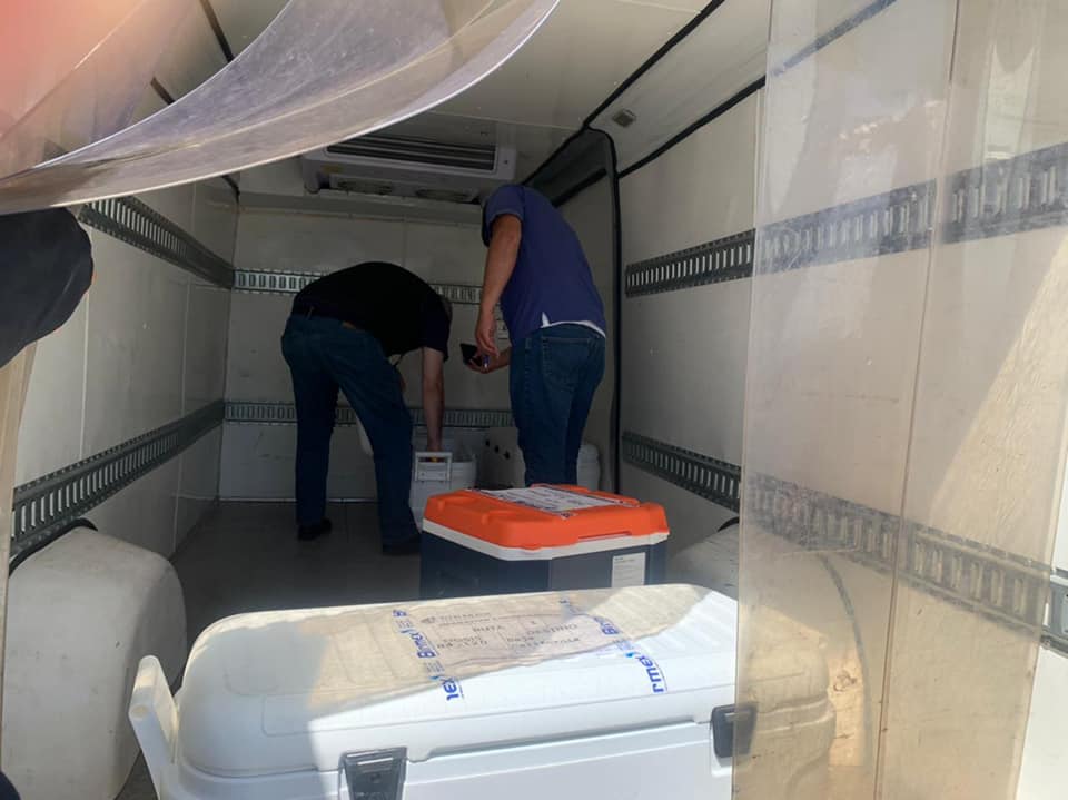 ARRIBAN MáS VACUNAS CONTRA COVID-19 A BC