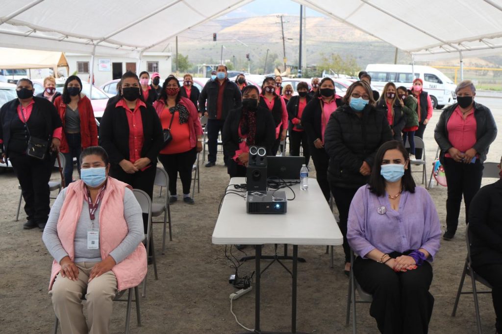 RUIZ CELEBRA DISPOSICIóN DE MUJERES TAXISTAS EN CAPACITACIóN DE CULTURA VIAL