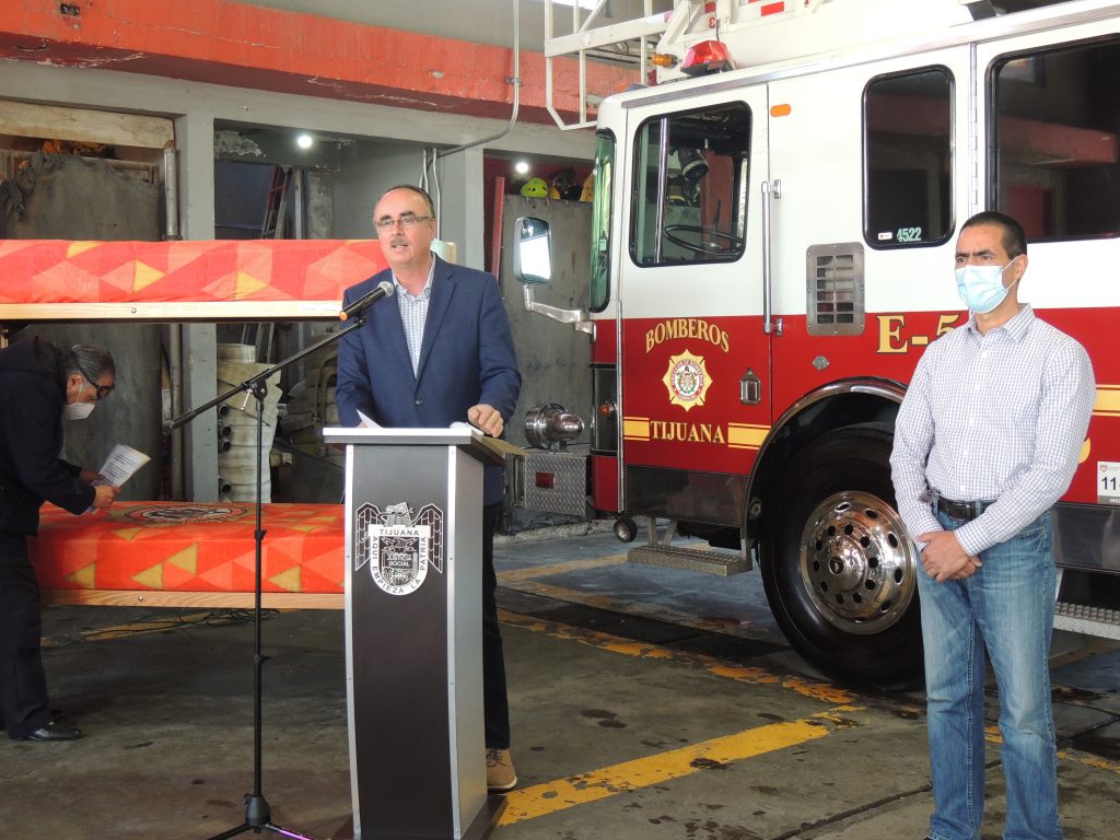 comerciantes-donan-camas-nuevas-a-bomberos-de-tijuana