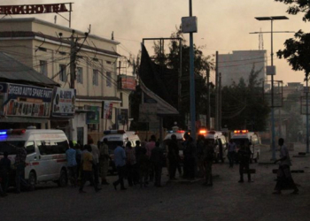 ATAQUE CON COCHE BOMBA DEJA MUERTOS Y HERIDOS