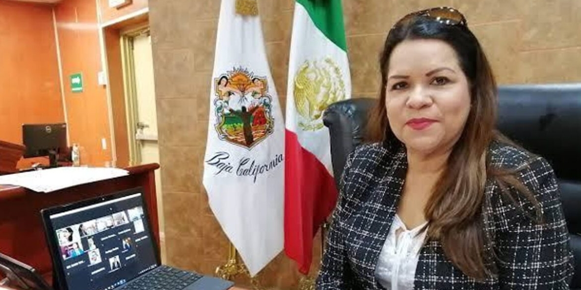 DENUNCIAN A PRESIDENTA DEL CONGRESO DE BC; COBRó NóMINA DE EMPLEADO