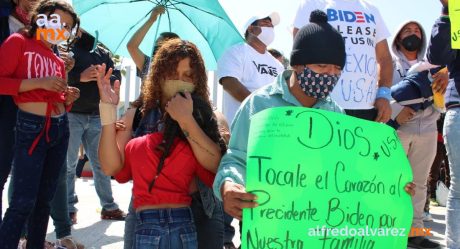 Migrantes piden a Biden abrir la frontera