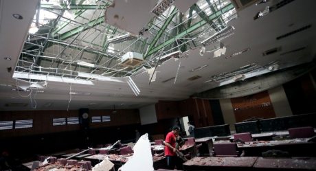 Al menos seis muertos tras terremoto en Indonesia