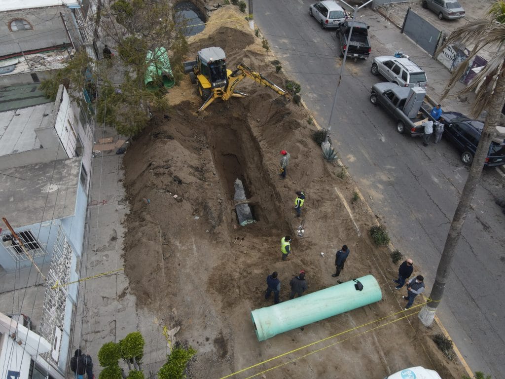 cespt-repara-colector-de-aguas-residuales-en-la-zona-norte