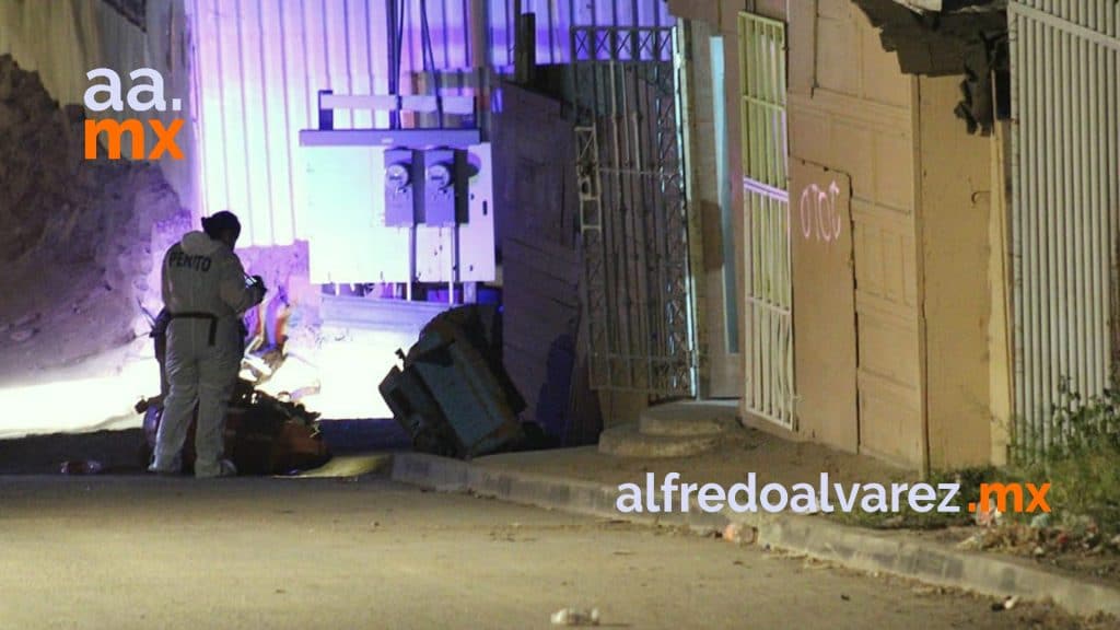 ACRIBILLAN A DOS; UNO MUERE AL INSTANTE EN SU CASA