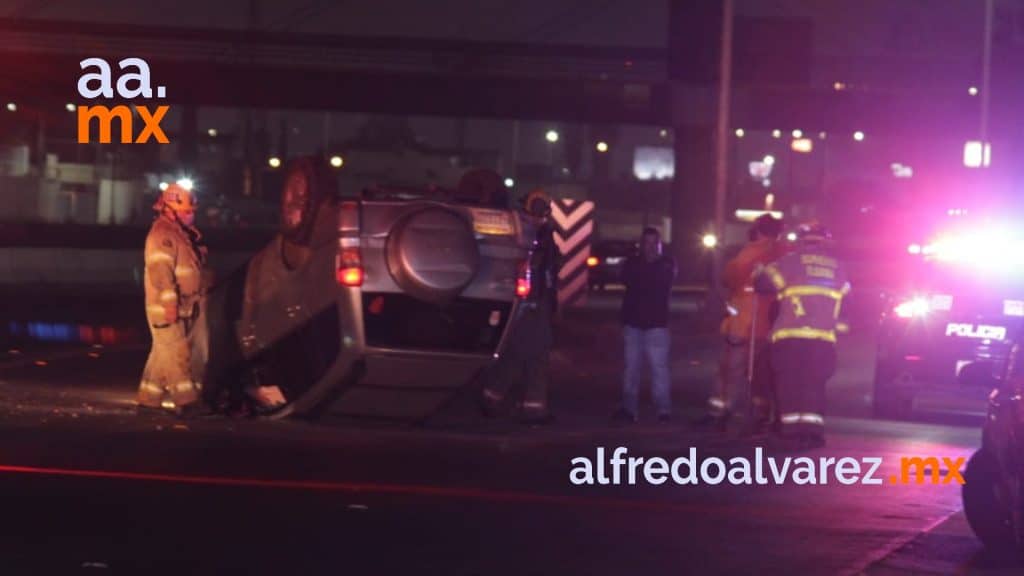 policia-vuelca-en-su-auto-al-salir-de-turno