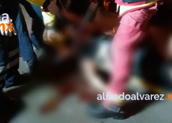 JOVENCITO ES ATROPELLADO EN LA VíA RáPIDA, RESPONSABLE HUYó