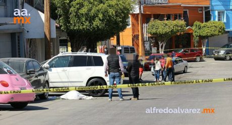 Dos asesinados a balazos frente a viviendas