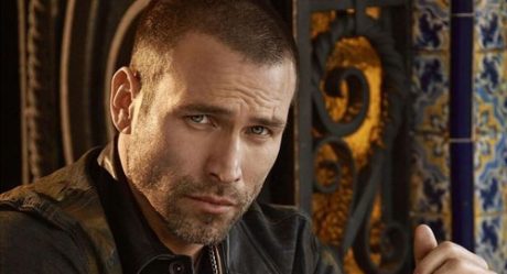 VIDEO: Rafael Amaya reaparece en público