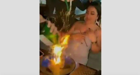 Mesero quema a turista estadounidense en bar de Cancún