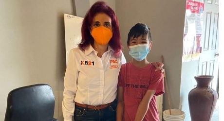 Kathia Bustillos apoya con campaña de esterilización en Rosarito