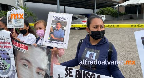 El 10 de mayo ellas no celebran, buscan a sus desaparecidos