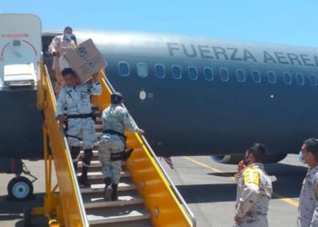 LLEGAN 125 MIL DOSIS DE ASTRAZENECA A BAJA CALIFORNIA