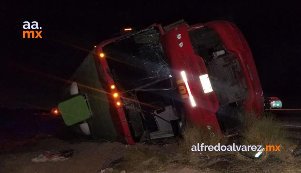 Vuelca-camión-de-transporte-de-personal-hay-heridos