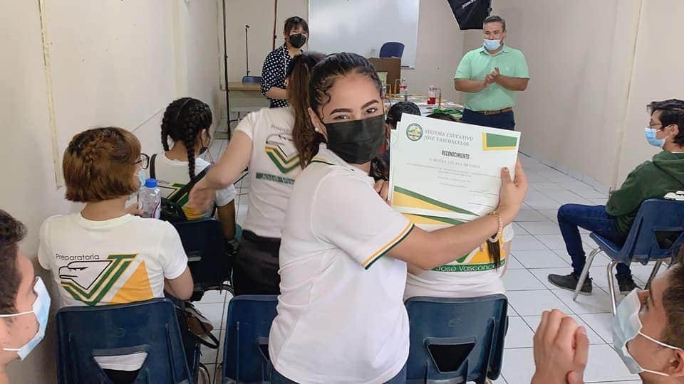 LA IMPORTANCIA DE LA ATENCIóN PERSONALIZADA EN LOS ESTUDIANTES