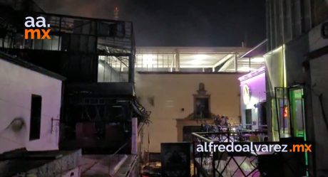 Se incendia bar en Tijuana; estructura colapsa