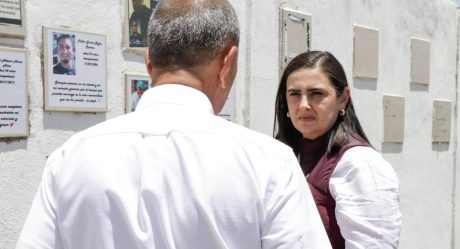 Ruiz visita 'La gallera' donde se construye memorial para desaparecidos