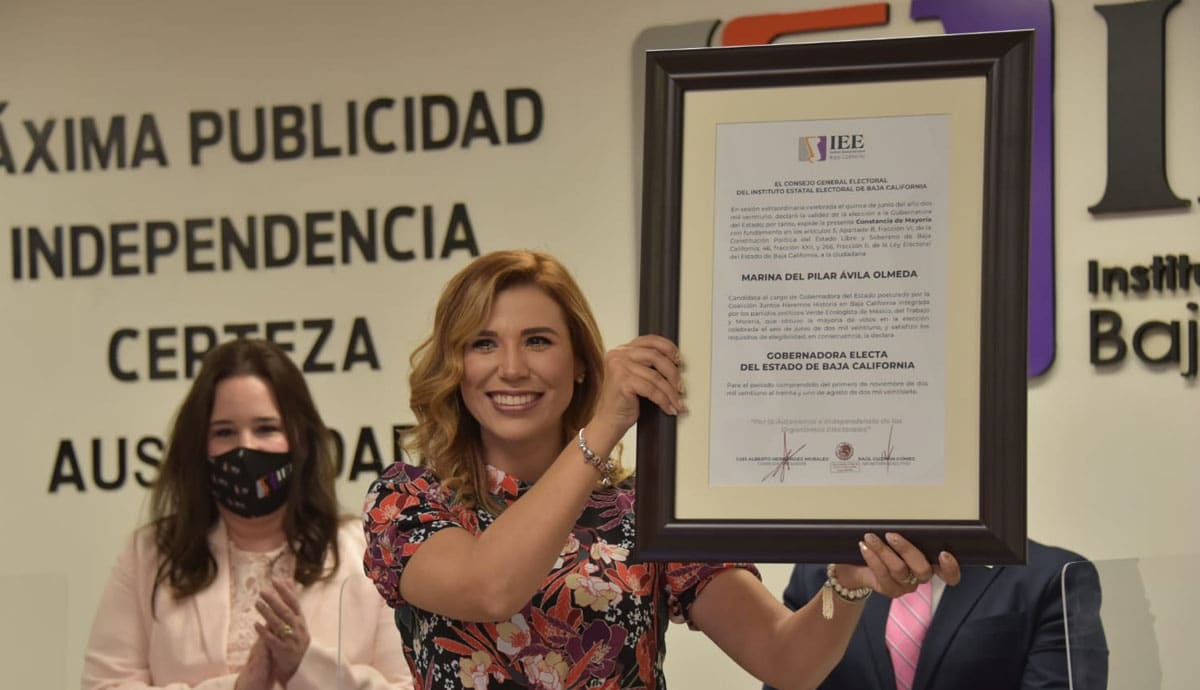 Marina-del-Pilar-recibe-constancia-como-gobernadora-electa-de-BC