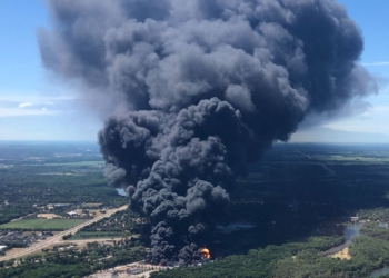 VIDEO: CAPTAN FUERTE EXPLOSIóN DE PLANTA QUíMICA