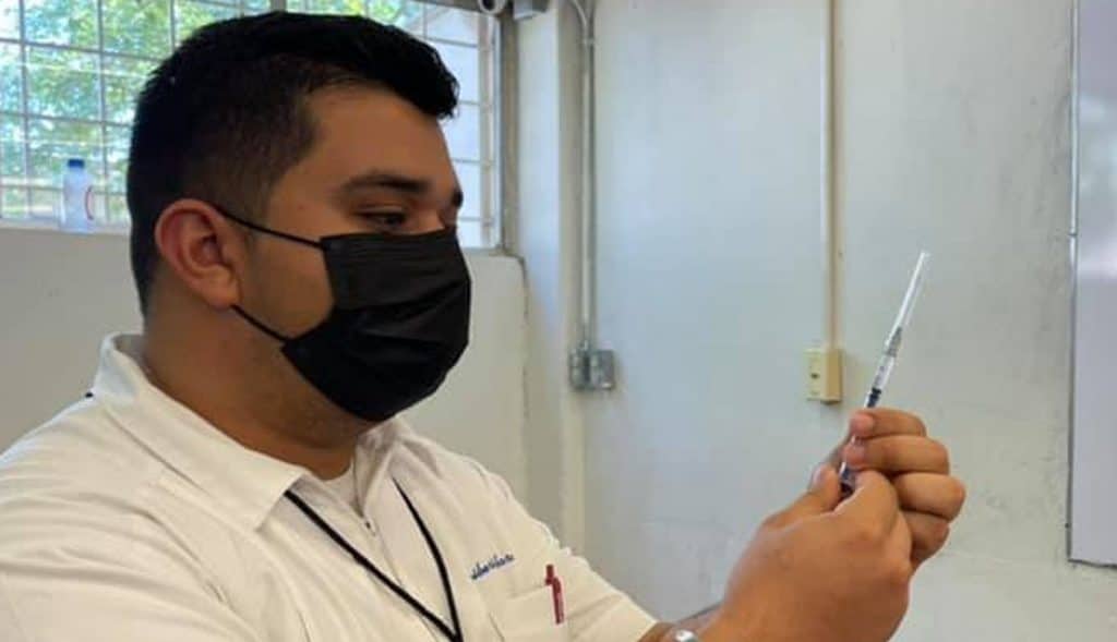 Vacunación-para-embarazadas-50-y-más-en-Tj-Tecate-y-Rosarito