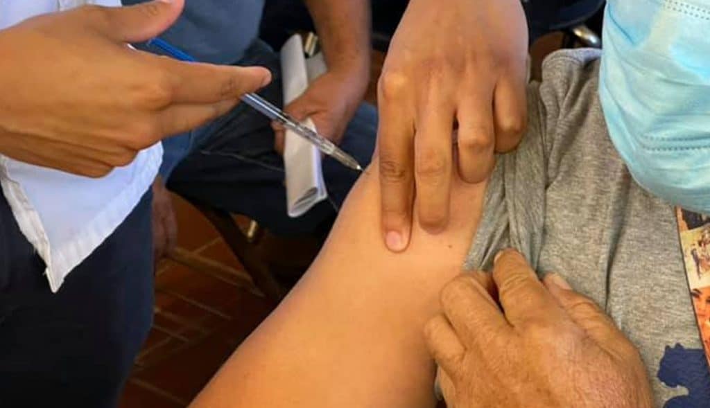Reactivan-puntos-de-vacunación-en-Tijuana-Tecate-y-Mexicali