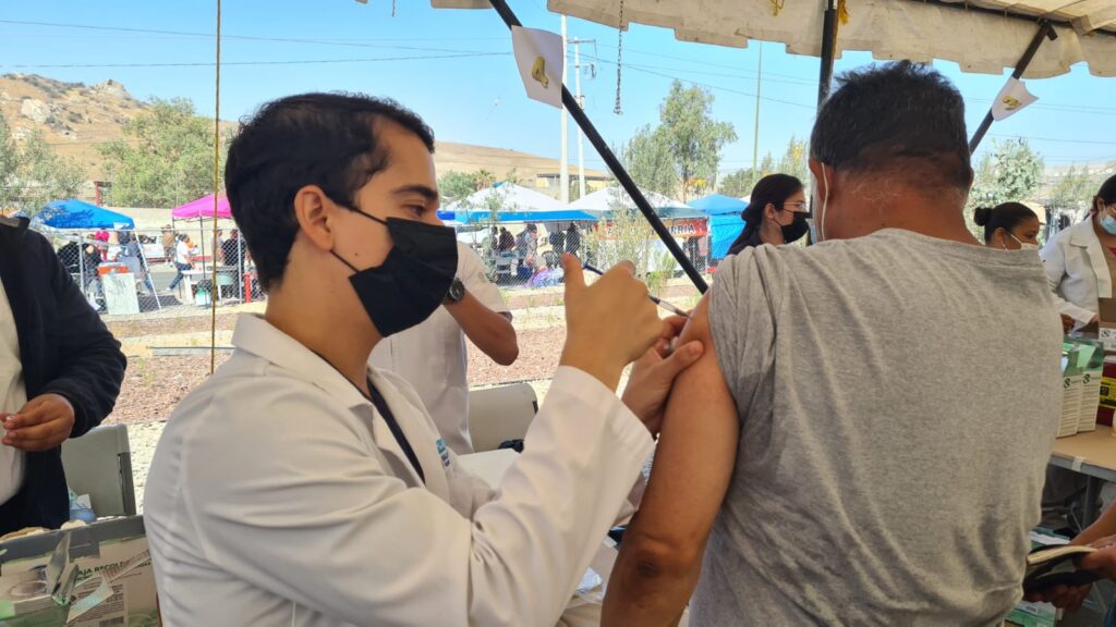 aplican-4-mil-vacunas-de-segundas-dosis-de-pfizer-en-tijuana