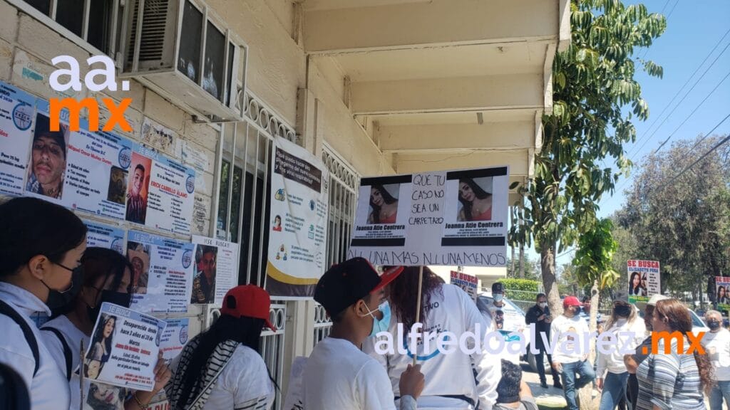 Colectivos-de-busqueda-se-manifiestan-en-oficinas-de-Capea