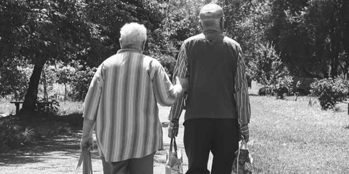 ABUELITO SOBREVIVE AL COVID, DIO POSITIVO 43 VECES