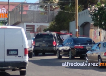 A BALAZOS LE QUITAN LA VIDA FRENTE A VIVIENDA