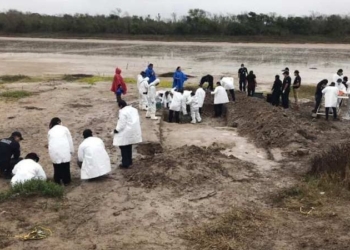 CONFIRMAN CAMPO DE EXTERMINIO; RECUPERAN MEDIA TONELADA DE HUESOS