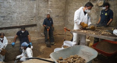 Recuperan más de 4 mil 300 restos óseos en casa del feminicida de Atizapán