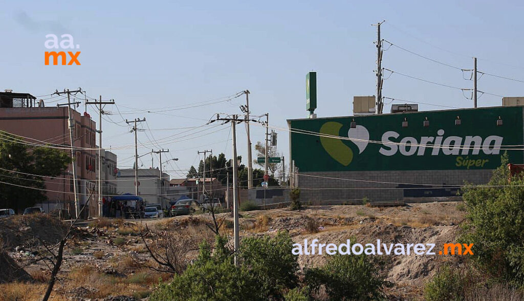 HALLAN CUERPO DECAPITADO DE MUJER EN BALDíO