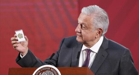 López Obrador dice 'No' a 'pasaporte sanitario'
