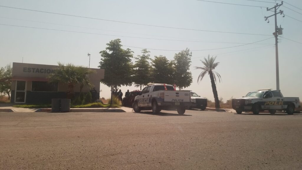 SUJETOS IRRUMPEN EN ESTACIóN DE POLICíA