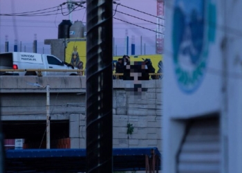 OTRA VEZ DEJAN CADáVERES EN PUENTE DE ZACATECAS