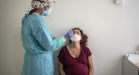 500 embarazadas ingresadas a hospitales Covid-19 en España