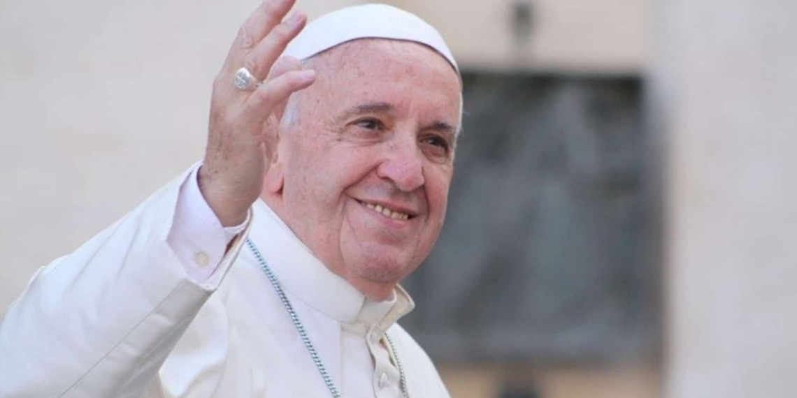 INTERCEPTAN CARTA CON TRES BALAS DIRIGIDA AL PAPA