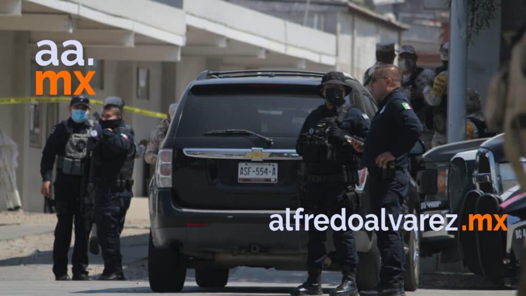 ROSARITO SE QUEDA SIN POLICíA; EJéRCITO LOS DESARMA