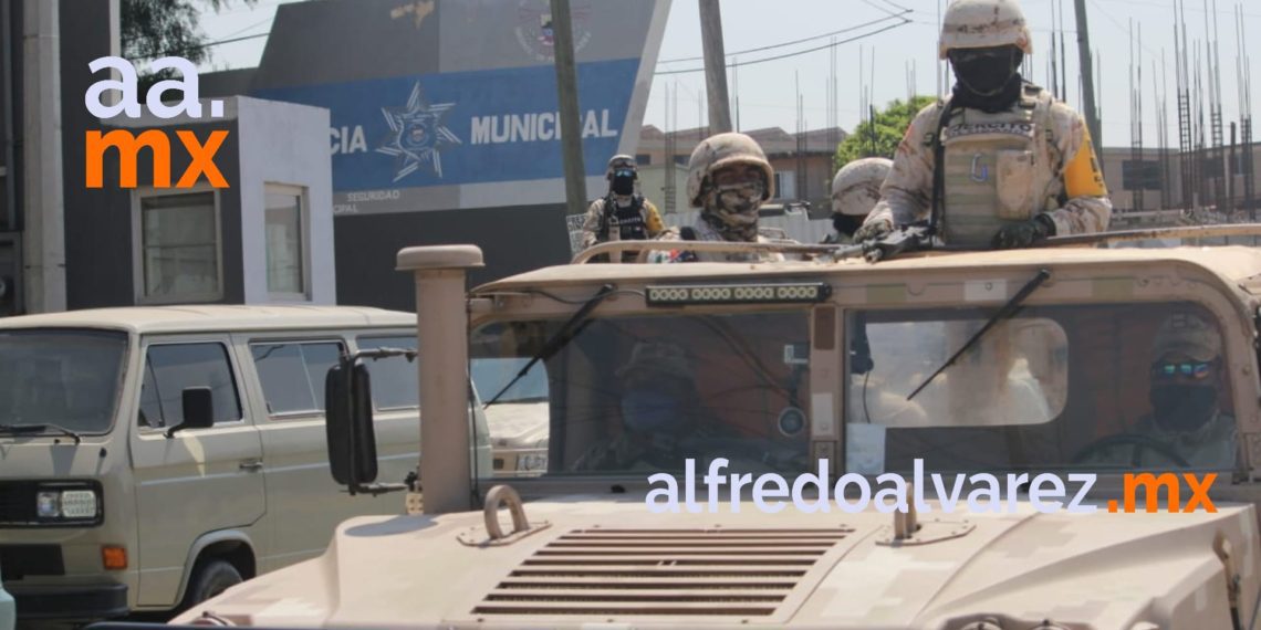 ROSARITO SE QUEDA SIN POLICíA; EJéRCITO LOS DESARMA