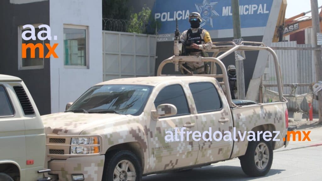 ROSARITO SE QUEDA SIN POLICíA; EJéRCITO LOS DESARMA